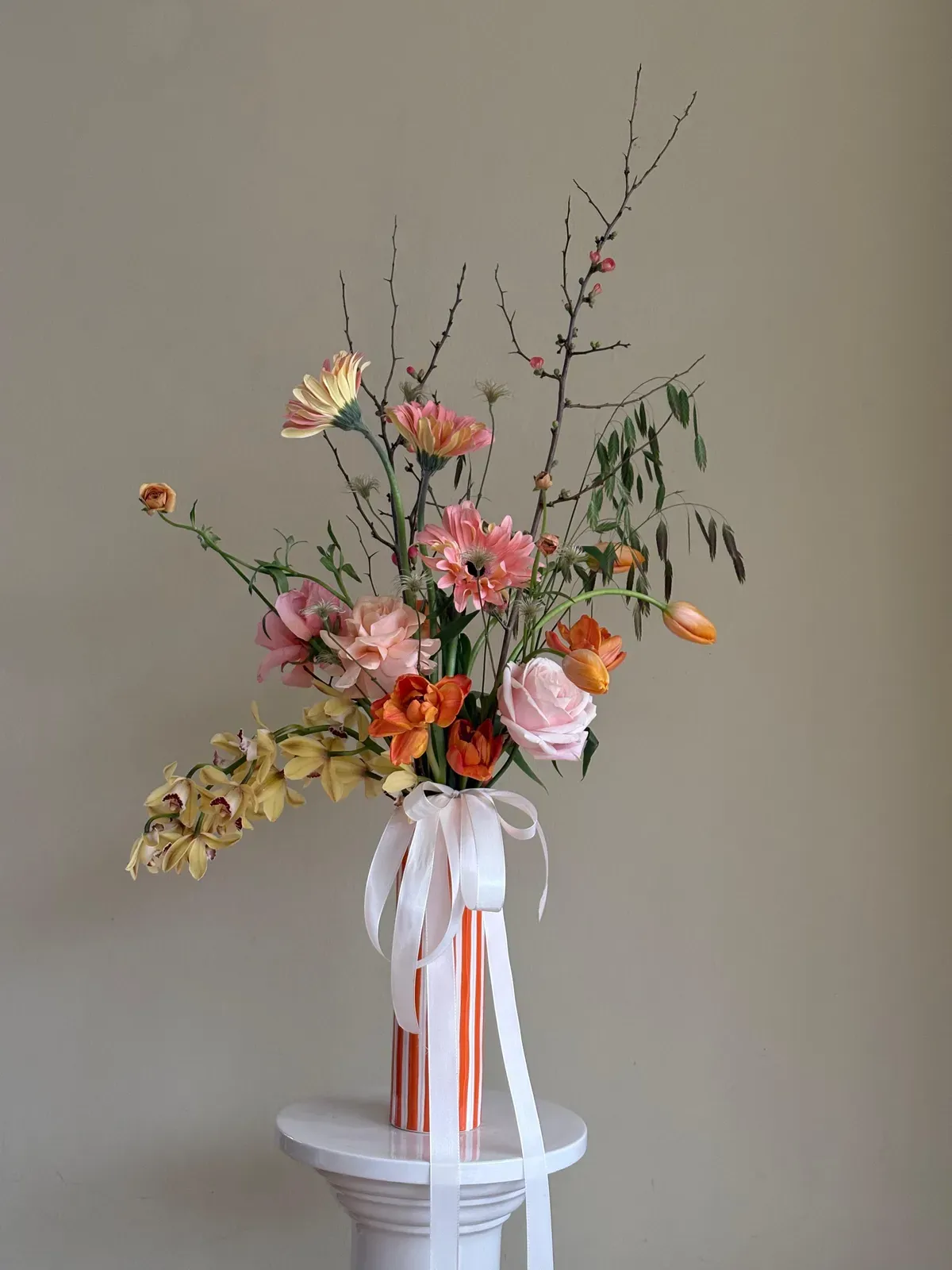 Florale Inszenierung für eine Feier